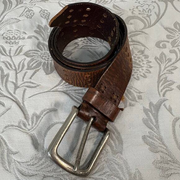 PERFORATED Belt Leather Cognac Brown Sz32 Bodied Chucky Equestrian Country Ranch - Picture 1 of 5